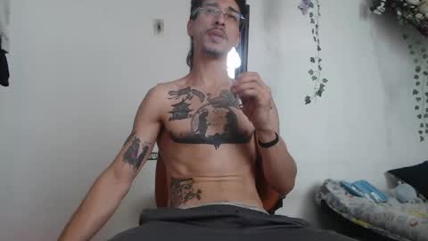 dazzayy online show from May 24, 2026, 3:28 pm
