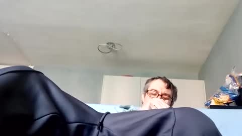 Dazzill online show from January 30, 2025, 12:06 pm