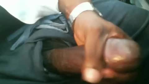 dbizzlenyc online show from September 11, 2025, 9:04 pm