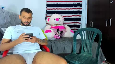 dcollins_ online show from February 11, 2026, 5:34 am