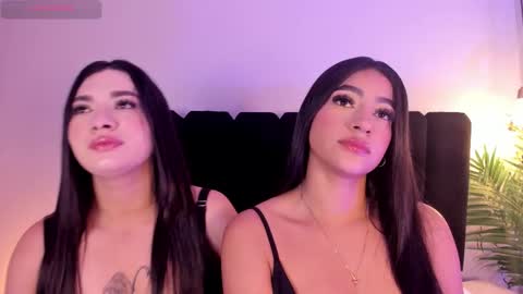 Snapshot of dea_athenea chatting on October 10, 2025, 3:00 pm dea_athenea online show from October 10, 2025, 3:00 pm