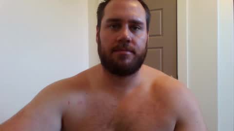 Snapshot of deadlifts_donuts chatting on January 16, 2025, 9:40 pm DeadliftsDonuts online show from January 16, 2025, 9:40 pm
