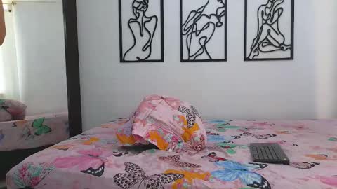 Snapshot of deam_broowm chatting on February 20, 2025, 8:36 pm Andres online show from February 20, 2025, 8:36 pm