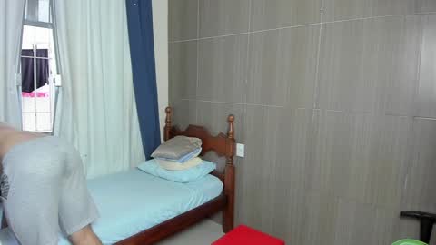 Snapshot of deanlek chatting on December 19, 2024, 8:23 pm Dean online show from December 19, 2024, 8:23 pm