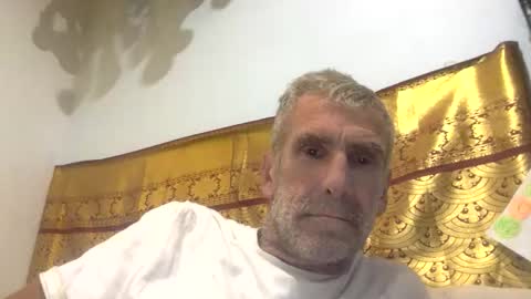 deanofflove221000 online show from March 1, 2026, 5:20 am