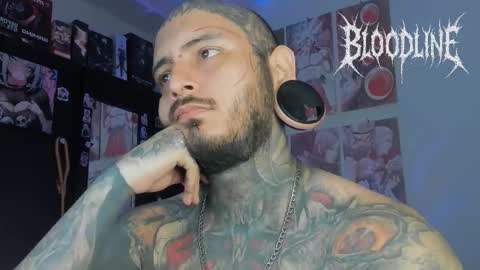    online show from December 14, 2025, 5:40 pm