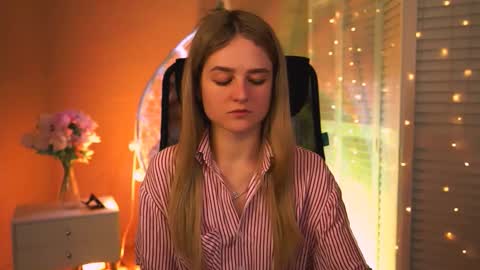 Debora online show from March 5, 2026, 3:13 am