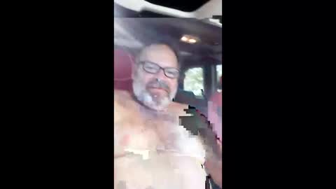 Snapshot of deepdiveme chatting on December 22, 2025, 6:27 pm deepdiveme online show from December 22, 2025, 6:27 pm