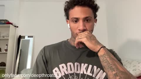 deepthroatfucker_ccs online show from December 14, 2024, 12:33 pm