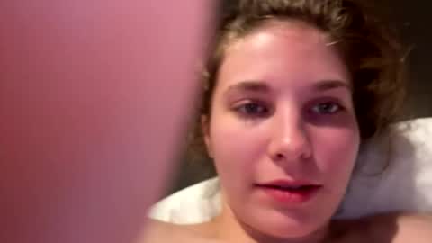 Snapshot of deepthroatqueen33 chatting on December 1, 2025, 3:11 am deepthroatqueen33 online show from December 1, 2025, 3:11 am