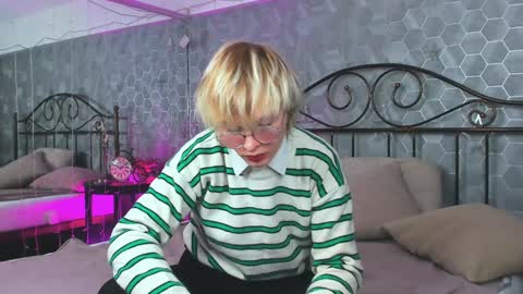 deficitt online show from January 23, 2025, 8:45 pm