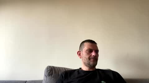 Defloy online show from November 13, 2025, 11:09 am