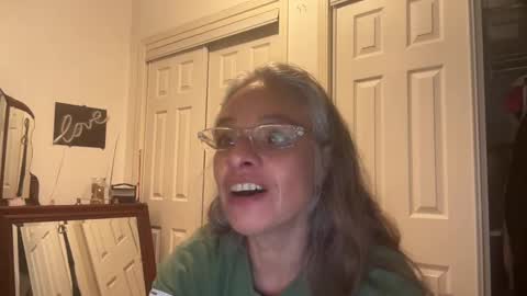 Tori online show from October 7, 2025, 2:09 am