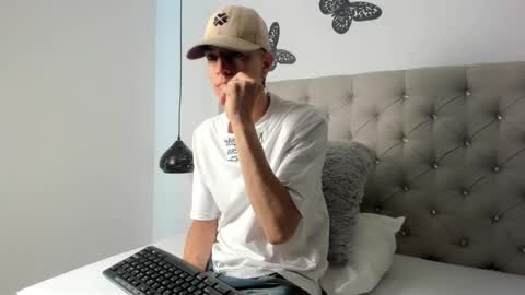 DEIVY online show from February 10, 2025, 7:28 pm