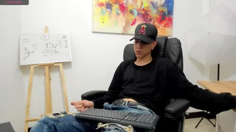 DEIVY online show from February 18, 2025, 11:52 pm