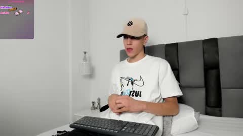 DEIVY online show from March 10, 2025, 8:45 pm