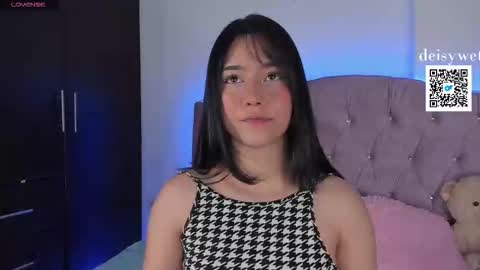 Snapshot of deisy_smith_ chatting on October 25, 2025, 10:34 am Deisy online show from October 25, 2025, 10:34 am