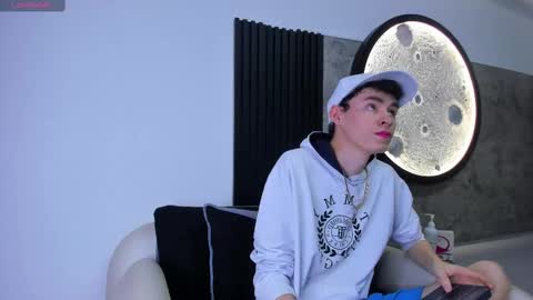 Snapshot of deivid_oficial20 chatting on September 15, 2025, 7:47 pm Deivid online show from September 15, 2025, 7:47 pm