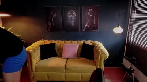 Snapshot of deivid_parker chatting on November 21, 2025, 2:05 pm Deivid online show from November 21, 2025, 2:05 pm