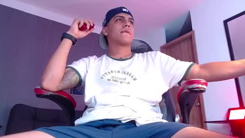 Snapshot of deivid_santoss chatting on September 30, 2025, 1:43 am Deivid online show from September 30, 2025, 1:43 am