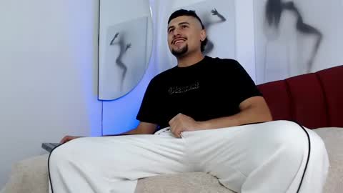  DEIVY  online show from March 14, 2026, 2:50 am