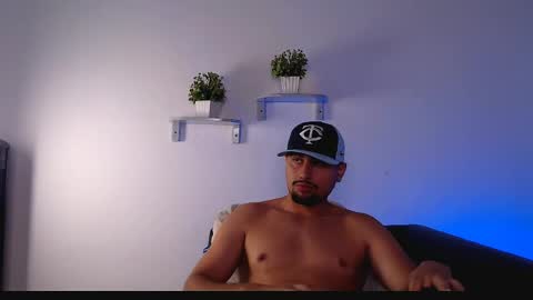  DEIVY  online show from April 12, 2026, 1:54 am