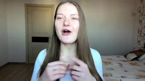 Mila online show from February 9, 2026, 8:18 am