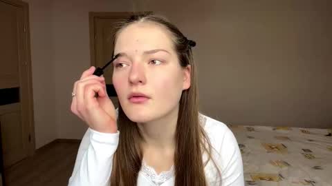 Mila online show from February 13, 2026, 7:59 am