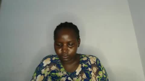 dela141713 online show from February 18, 2025, 4:26 am