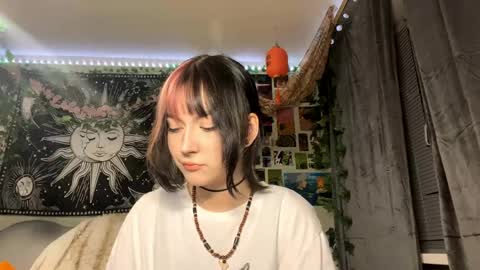 Snapshot of delcieagcaoili chatting on March 27, 2026, 9:25 pm Alisa online show from March 27, 2026, 9:25 pm