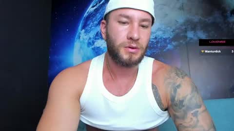 Snapshot of delessandro_world chatting on May 2, 2026, 11:21 pm Delessandro online show from May 2, 2026, 11:21 pm