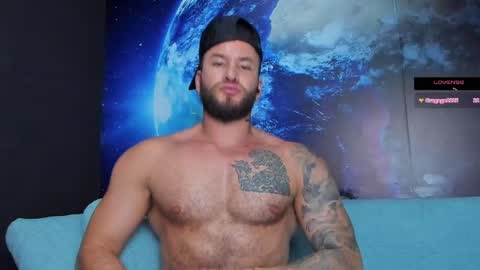 Snapshot of delessandro_world chatting on May 15, 2026, 11:45 pm Delessandro online show from May 15, 2026, 11:45 pm