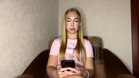 Snapshot of delfinapisicchio chatting on June 27, 2026, 9:09 pm Jane online show from June 27, 2026, 9:09 pm