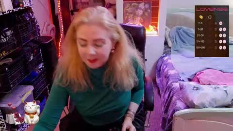 Delicacat online show from October 22, 2025, 11:04 pm