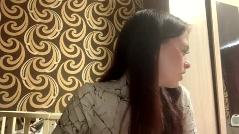 Kiki online show from May 6, 2026, 5:57 am