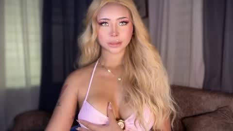 Hello your loving faye 3 online show from April 14, 2026, 8:31 am