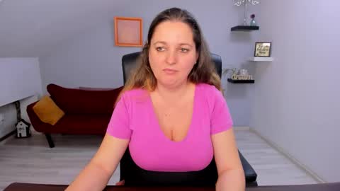 DeliciousLolly online show from February 20, 2026, 6:26 am