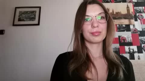 Aurora online show from January 14, 2025, 7:38 am