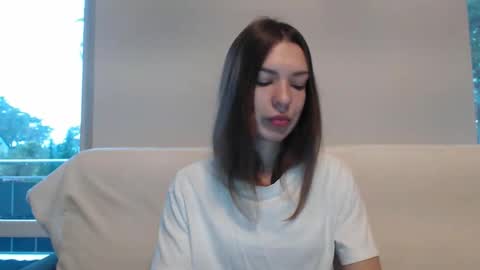 Aurora online show from October 8, 2025, 5:38 am