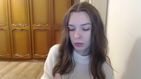 Aurora online show from December 17, 2025, 6:30 am