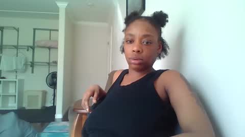Snapshot of delightfuldark chatting on February 3, 2025, 8:57 pm delightfuldark online show from February 3, 2025, 8:57 pm