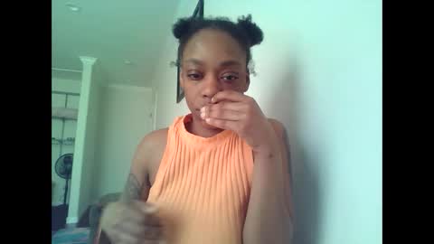 Snapshot of delightfuldark chatting on February 11, 2025, 3:40 pm delightfuldark online show from February 11, 2025, 3:40 pm