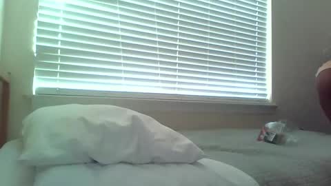 Snapshot of delightfuldark chatting on February 15, 2025, 6:44 pm delightfuldark online show from February 15, 2025, 6:44 pm