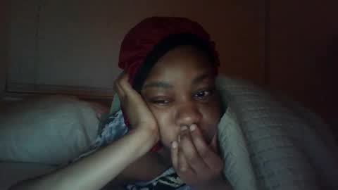 Snapshot of delightfuldark chatting on February 16, 2025, 9:59 am delightfuldark online show from February 16, 2025, 9:59 am