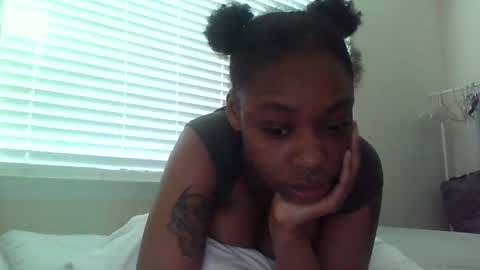 Snapshot of delightfuldark chatting on February 18, 2025, 8:36 pm delightfuldark online show from February 18, 2025, 8:36 pm