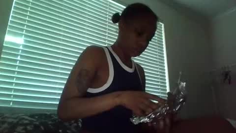 Snapshot of delightfuldark chatting on February 22, 2025, 1:33 am delightfuldark online show from February 22, 2025, 1:33 am