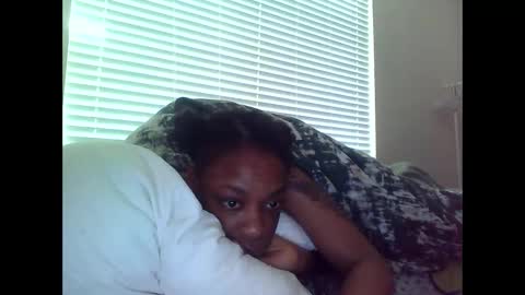 Snapshot of delightfuldark chatting on February 22, 2025, 11:24 pm delightfuldark online show from February 22, 2025, 11:24 pm