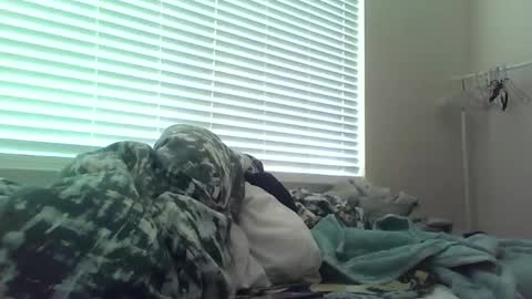 Snapshot of delightfuldark chatting on February 23, 2025, 5:07 pm delightfuldark online show from February 23, 2025, 5:07 pm