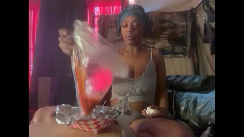 Snapshot of delightfuldark chatting on September 22, 2025, 4:31 pm delightfuldark online show from September 22, 2025, 4:31 pm