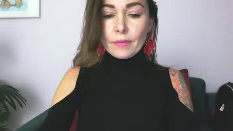 delilah_sweet online show from February 12, 2026, 2:34 pm